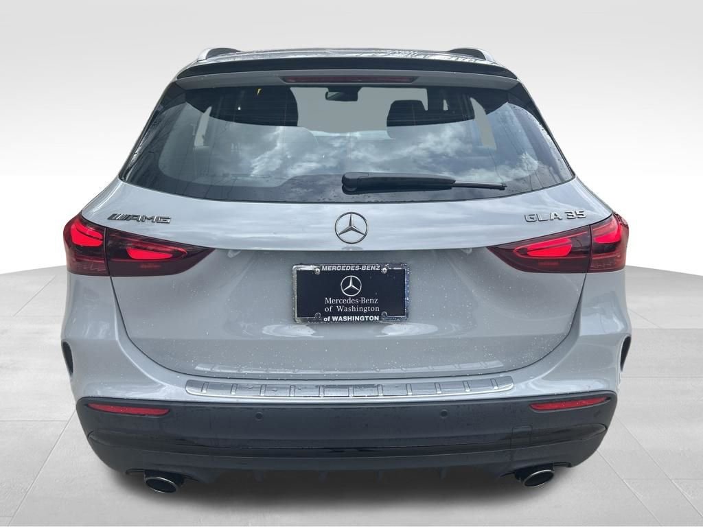 New 2026 Mercedes-Benz GLA 35 AMG 4MATIC image 5