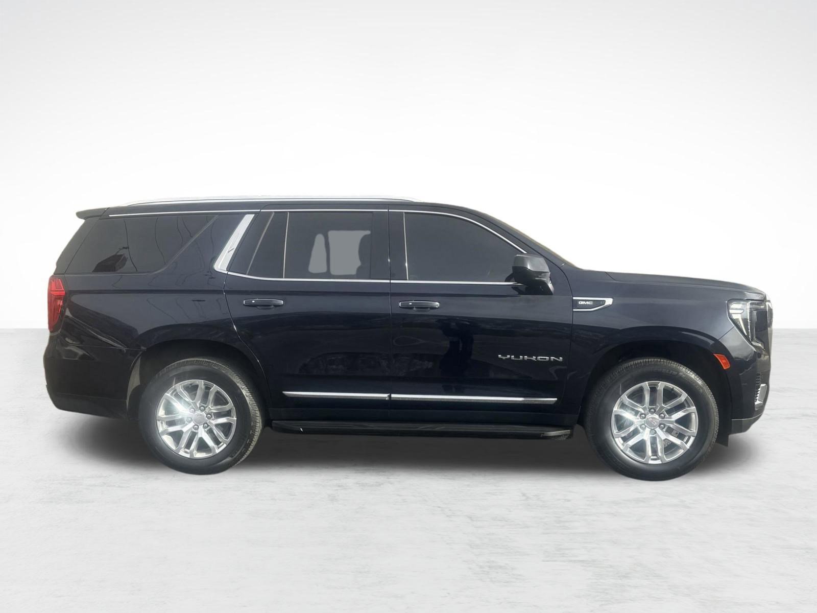 Used 2022 GMC Yukon SLT image 8