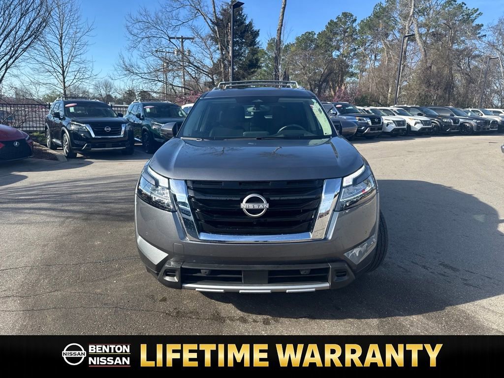 Certified 2024 Nissan Pathfinder Platinum w/ Cargo Package image 9