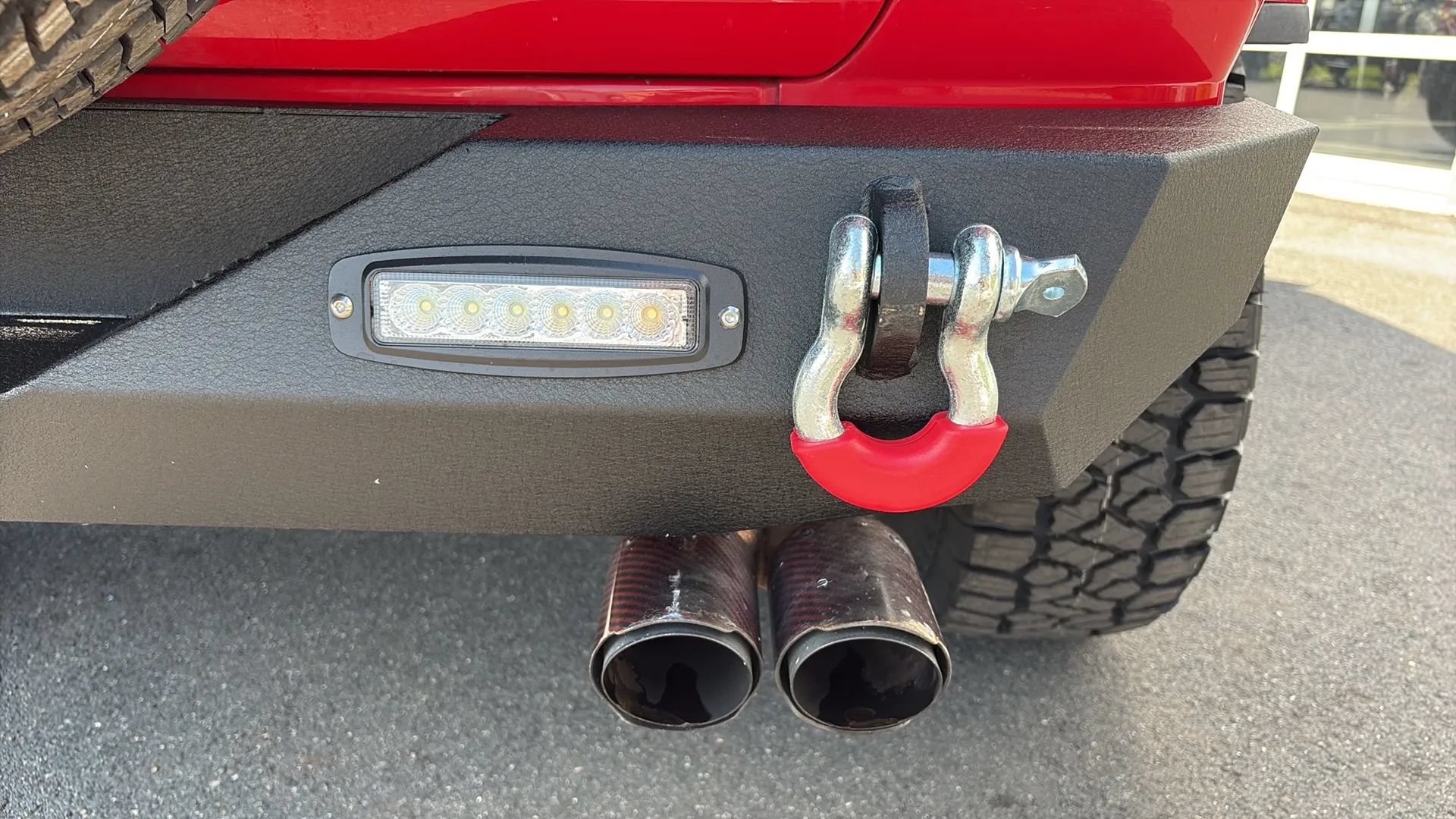 Used 2021 Jeep Wrangler Unlimited Sahara w/ Uconnect 4C Nav & Sound Group AWD/4WD image 19