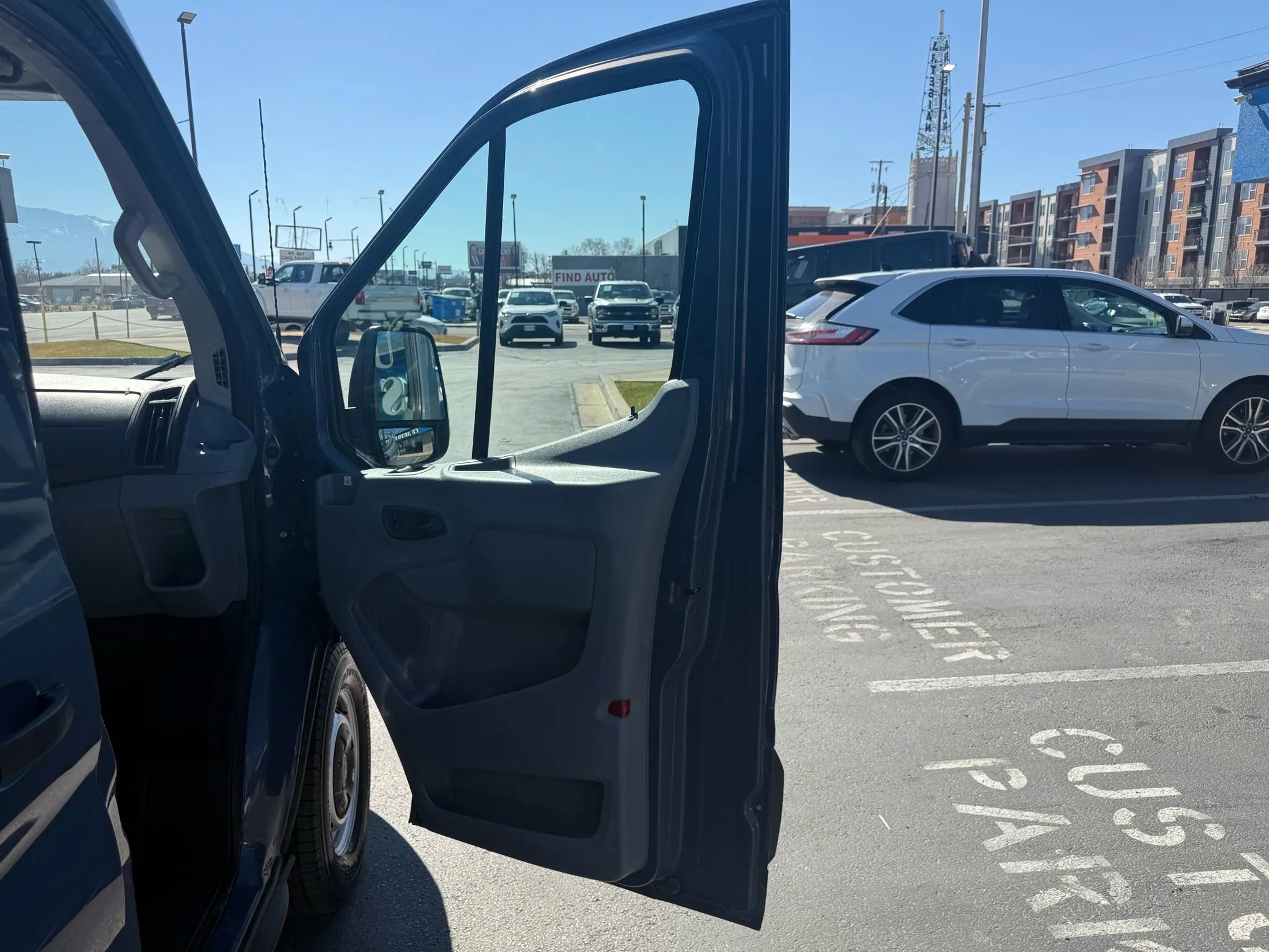 Used 2019 Ford Transit 250 148 High Roof Extended image 26