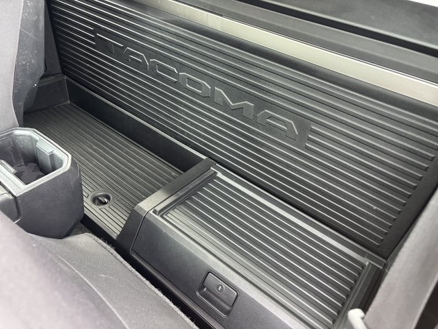 Used 2025 Toyota Tacoma SR RWD image 13