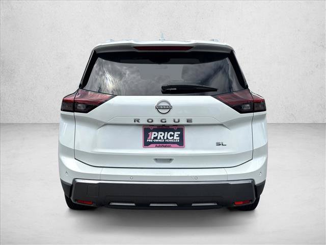 Used 2026 Nissan Rogue SL FWD image 6