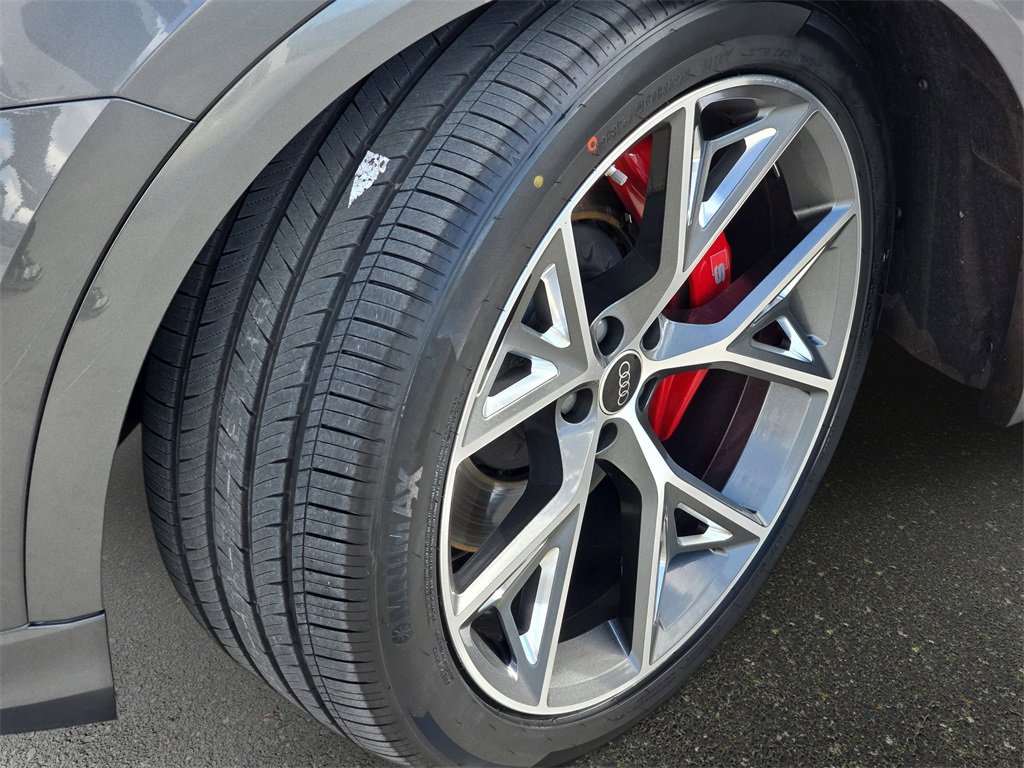 Used 2023 Audi SQ8 Prestige image 36