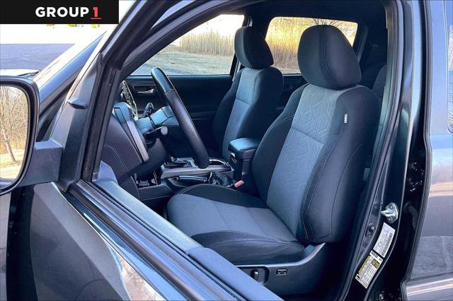 Certified 2023 Toyota Tacoma TRD Off-Road image 9