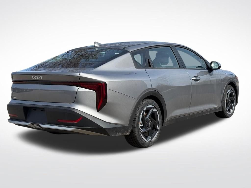 New 2025 Kia K4 GT-Line Turbo FWD image 3