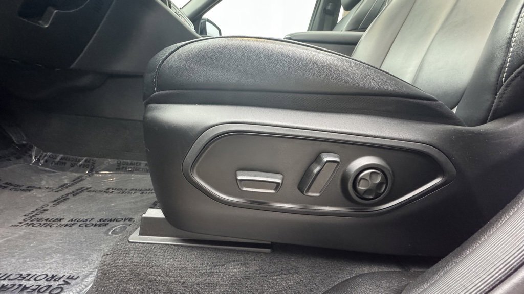 Used 2024 Jeep Grand Cherokee Limited image 24