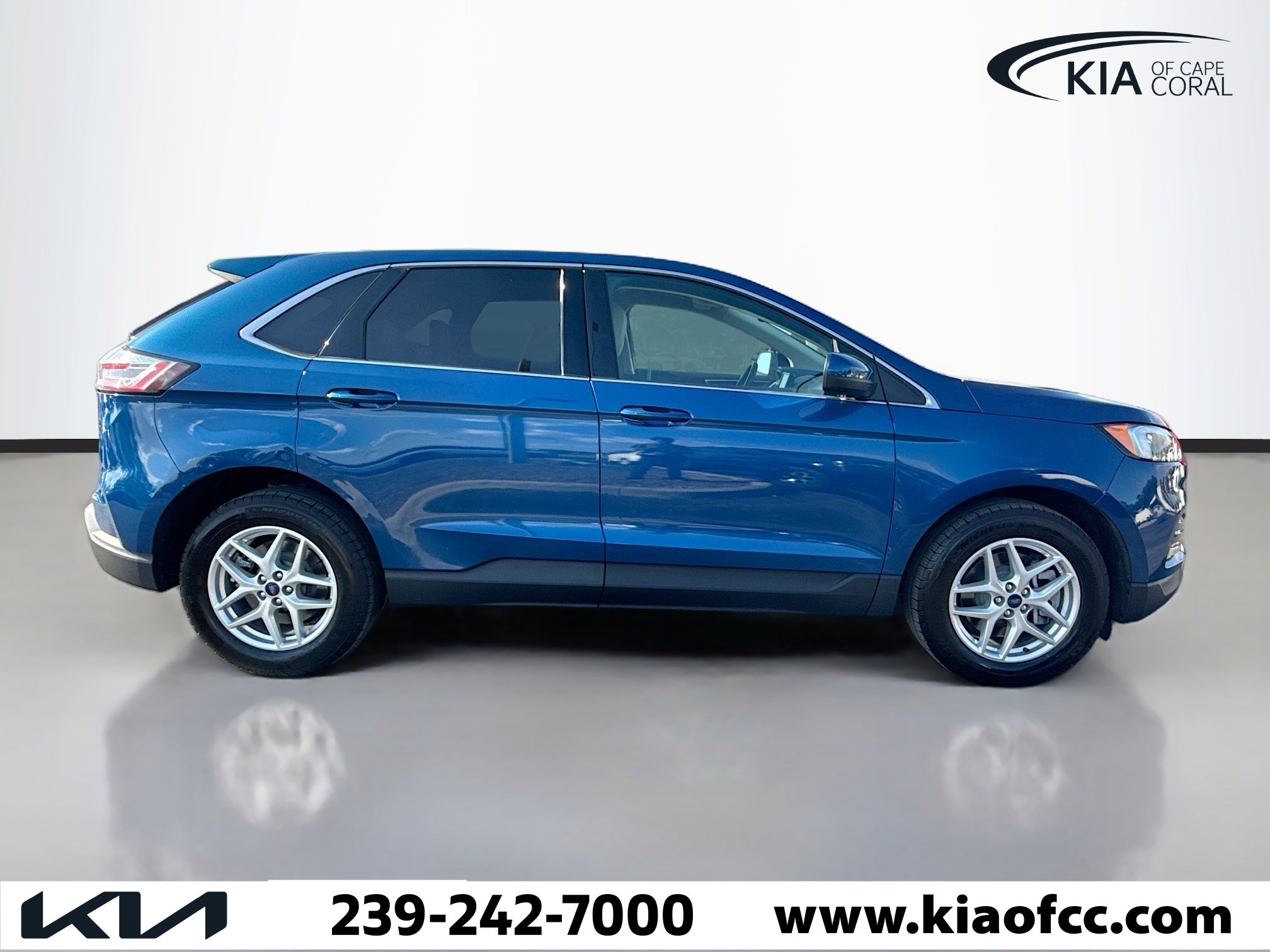 Used 2022 Ford Edge SEL w/ Convenience Package image 6