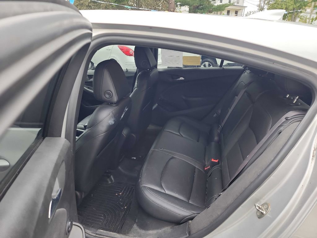 Used 2017 Chevrolet Cruze LT w/ Convenience Package image 10