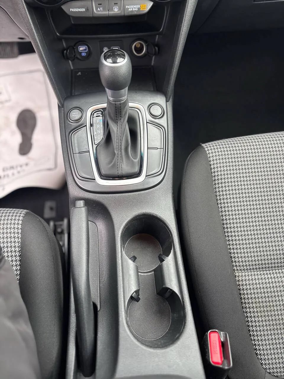 Used 2019 Hyundai Kona SE AWD/4WD image 7