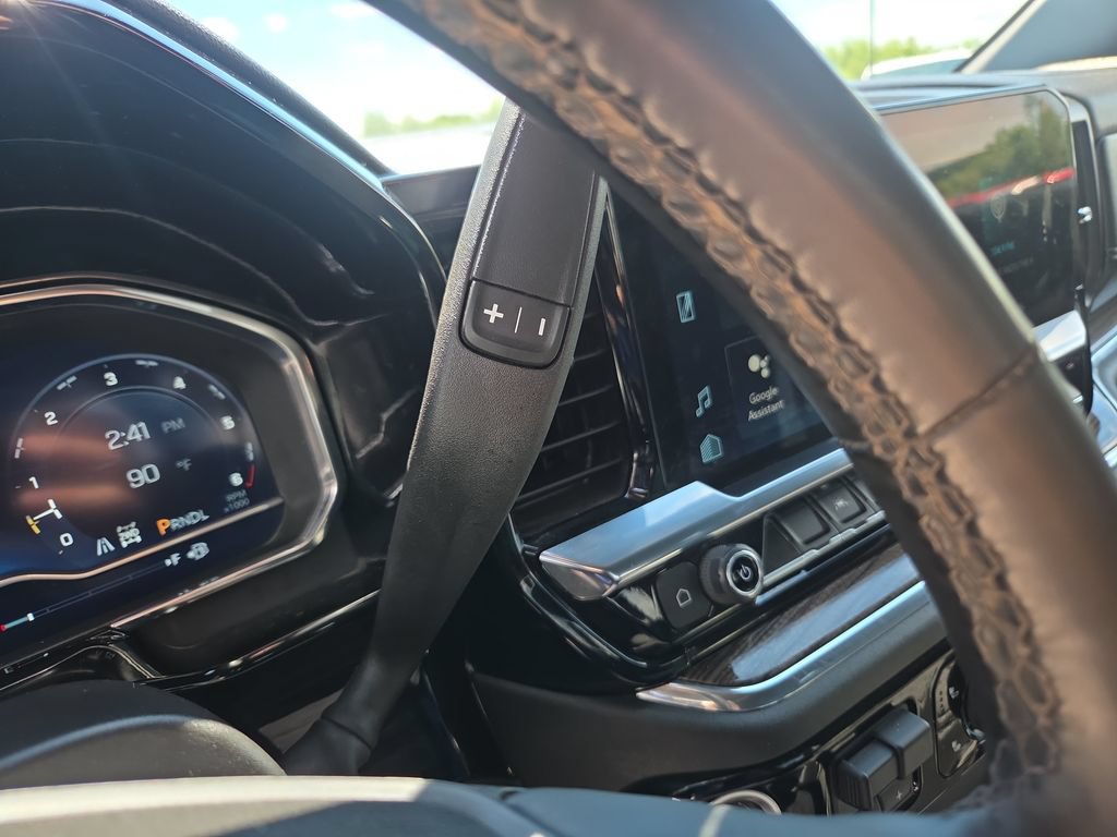 Certified 2024 Chevrolet Silverado 1500 LT AWD/4WD image 23