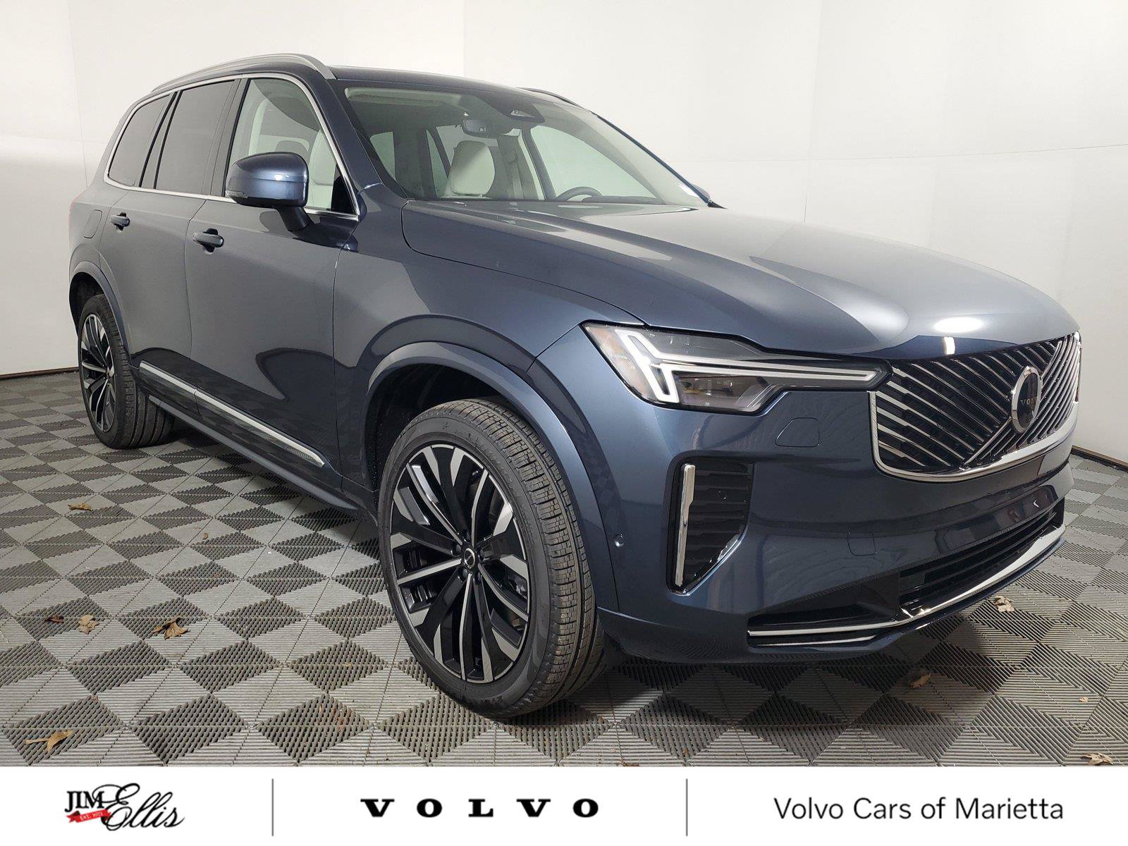 Used 2026 Volvo XC90 B6 Ultra w/ Protection Package