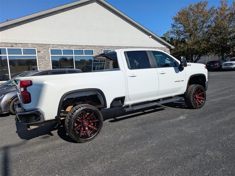 Used 2021 Chevrolet Silverado 2500 LT w/ Z71 Off-Road Package AWD/4WD image 9