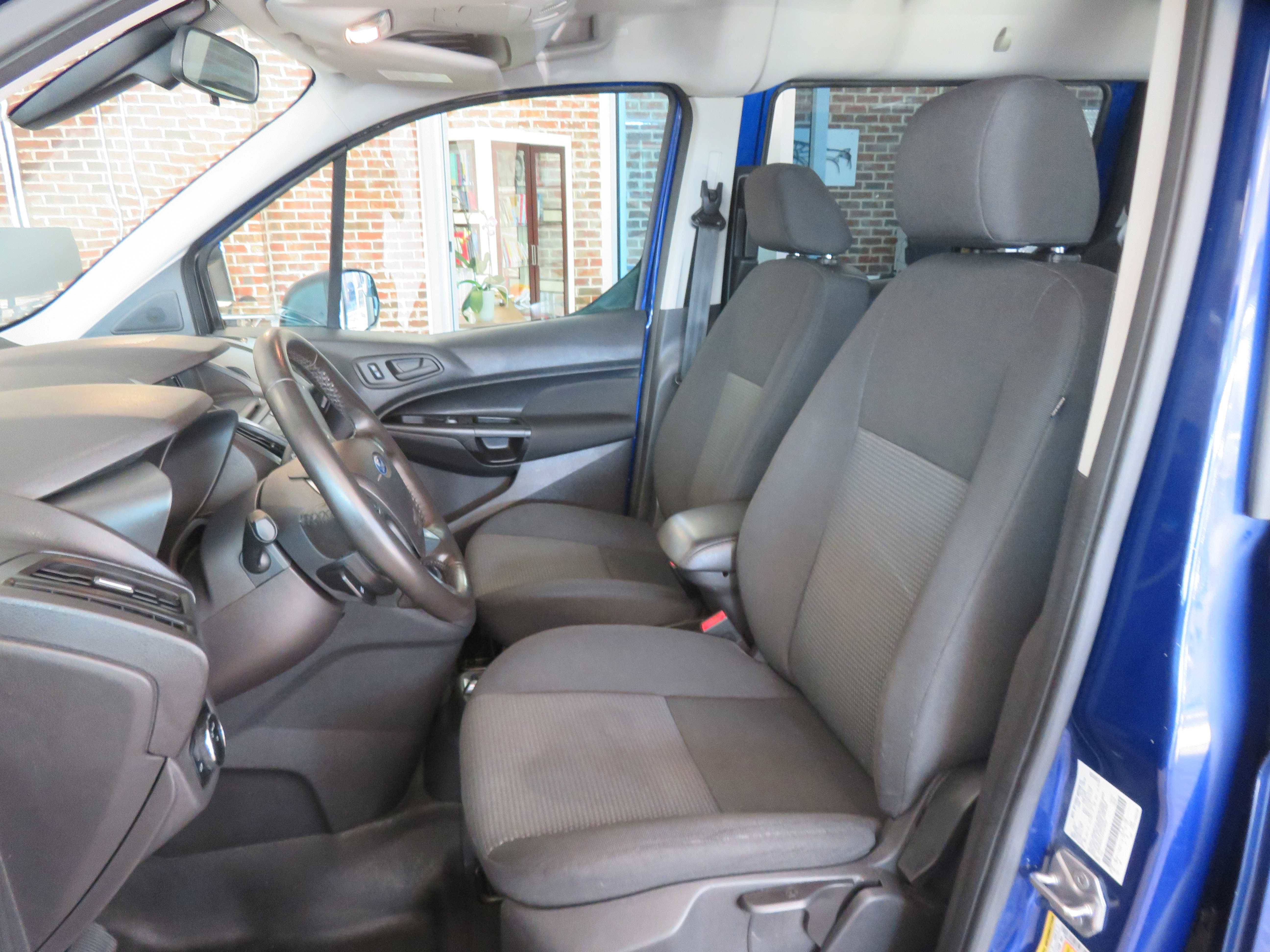 Used 2016 Ford Transit Connect XL image 15