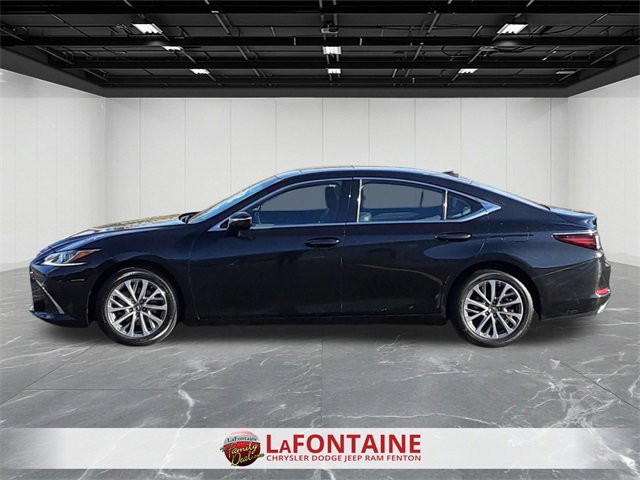 Used 2022 Lexus ES 350 image 2