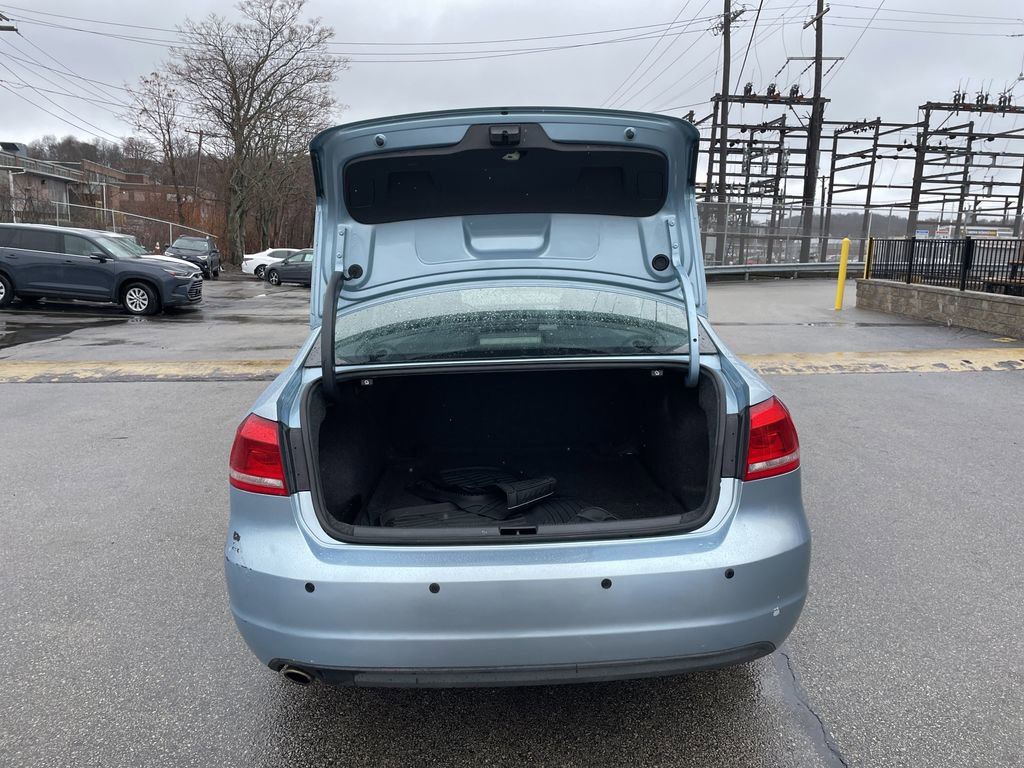 Used 2012 Volkswagen Passat 2.5 SE image 13