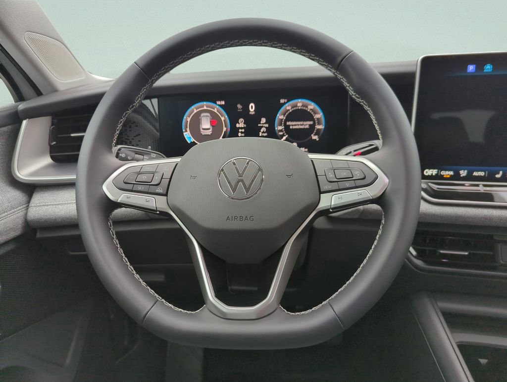 New 2026 Volkswagen Tiguan S image 19