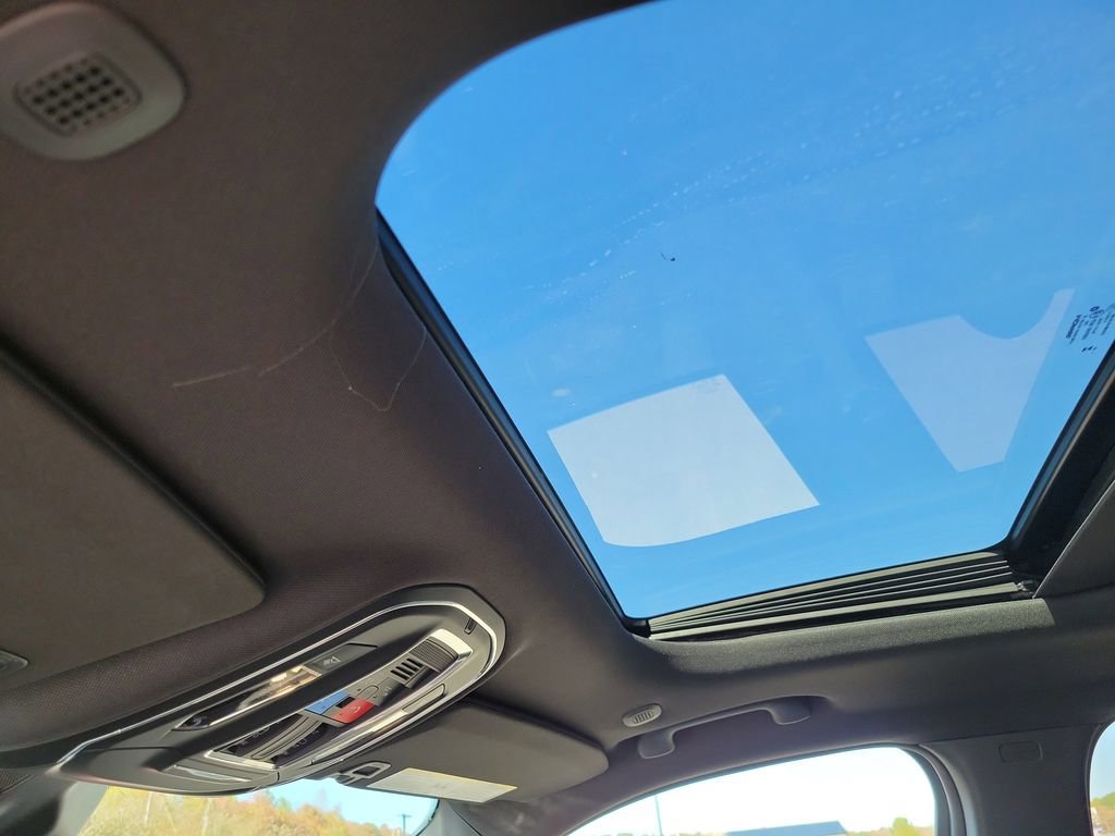 New 2025 Jeep Grand Cherokee Laredo X image 25