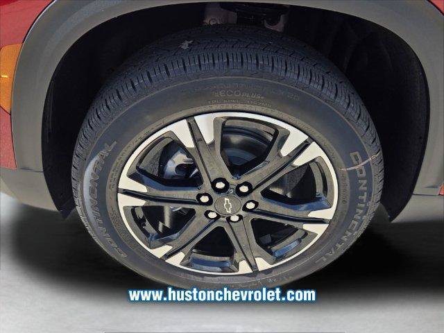 New 2027 Chevrolet Traverse LT w/ Sun and Wheel Package FWD image 9