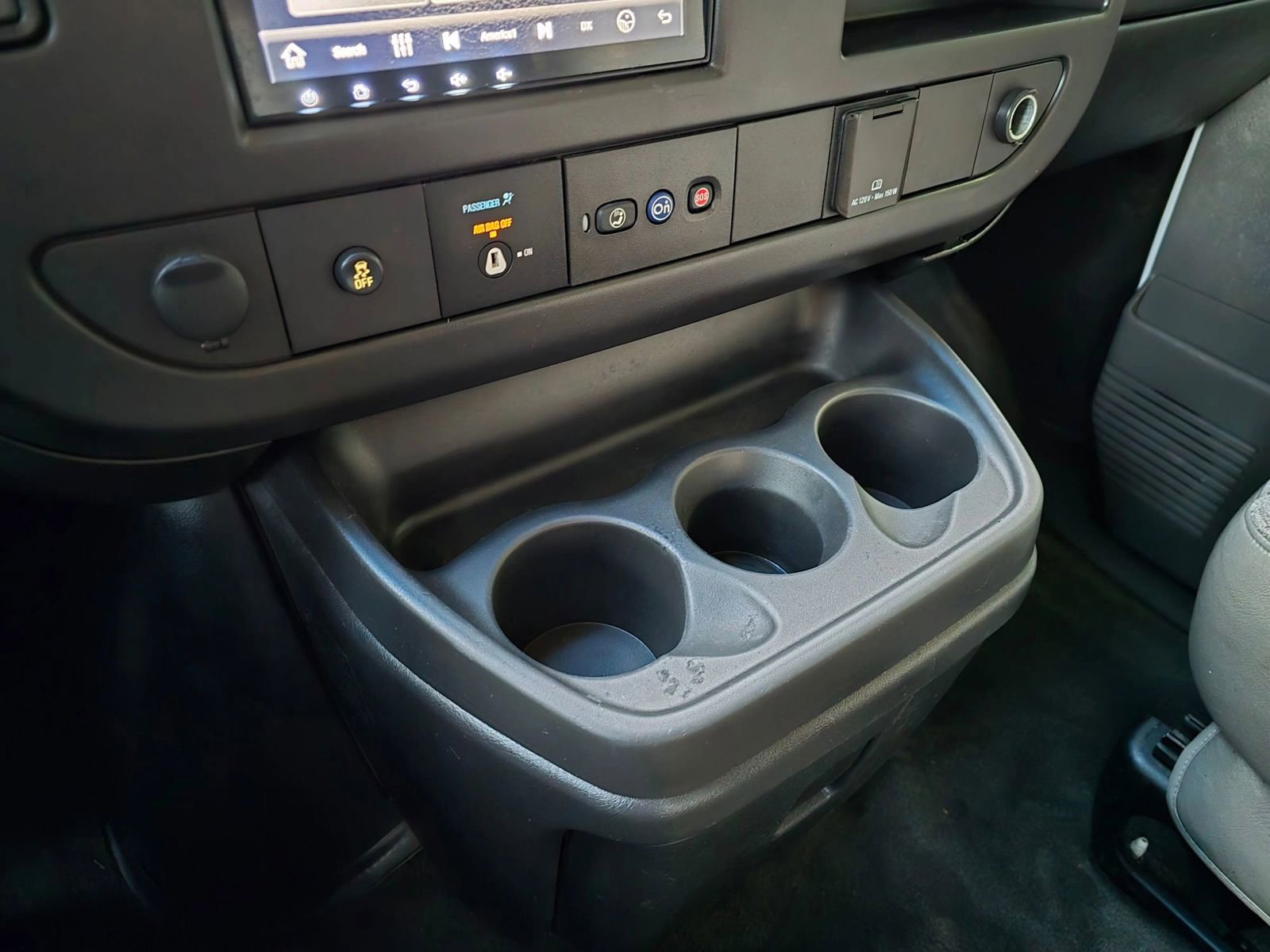 Used 2015 Chevrolet Express 3500 LT w/ LT Preferred Equipment Group image 31