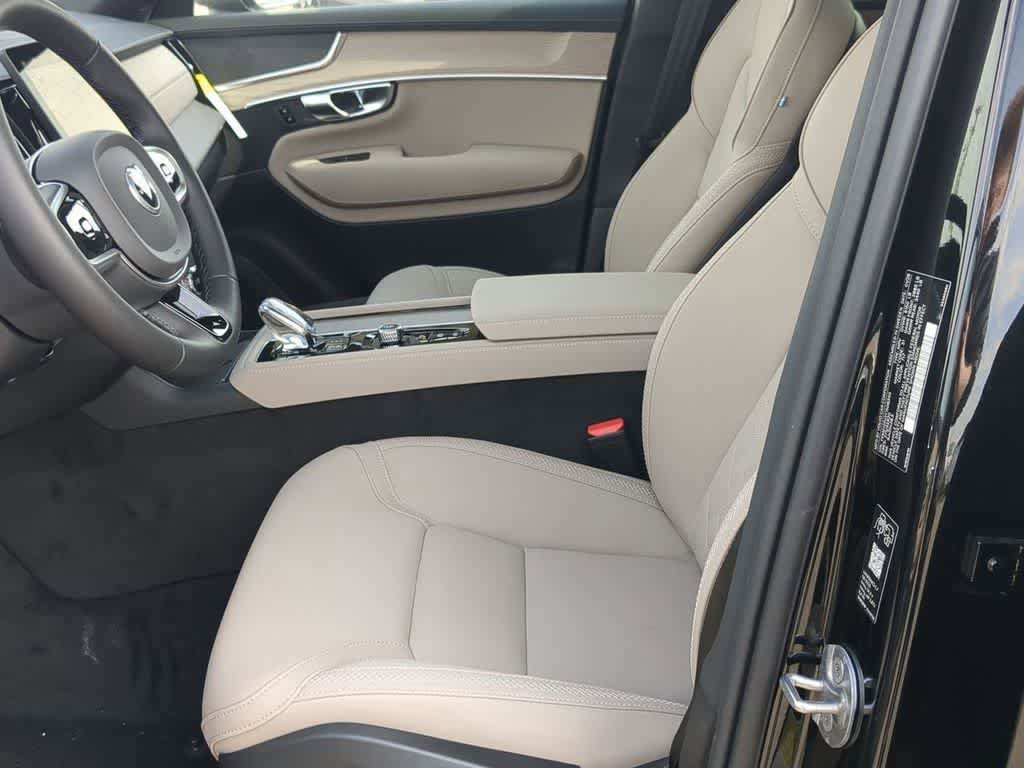 New 2026 Volvo XC90 B5 Core w/ Protection Package Premier AWD/4WD image 15