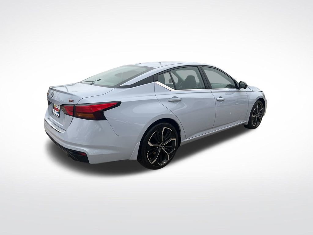 Certified 2023 Nissan Altima 2.5 SR image 44