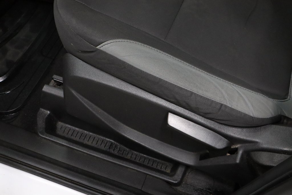 Used 2013 Ford Escape S image 23