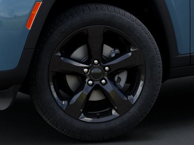 New 2026 Jeep Grand Cherokee Limited w/ Limited Altitude Package AWD/4WD image 8