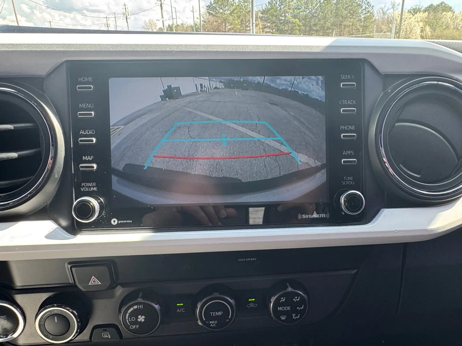 Used 2020 Toyota Tacoma TRD Off-Road image 36