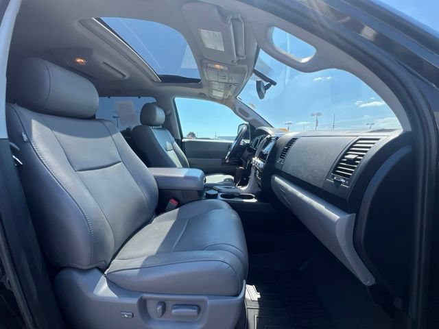 Used 2012 Toyota Sequoia Platinum AWD/4WD image 12