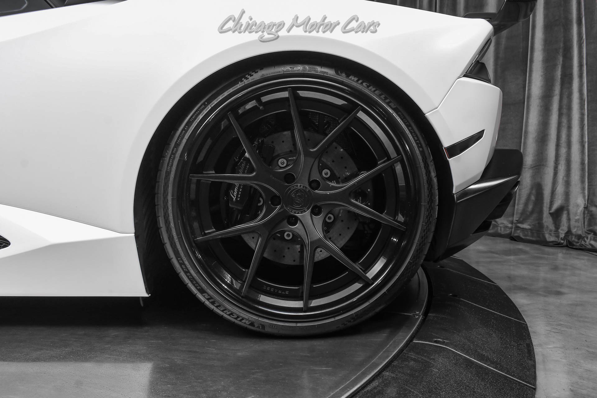 Used 2016 Lamborghini Huracan LP 610-4 AWD/4WD image 42
