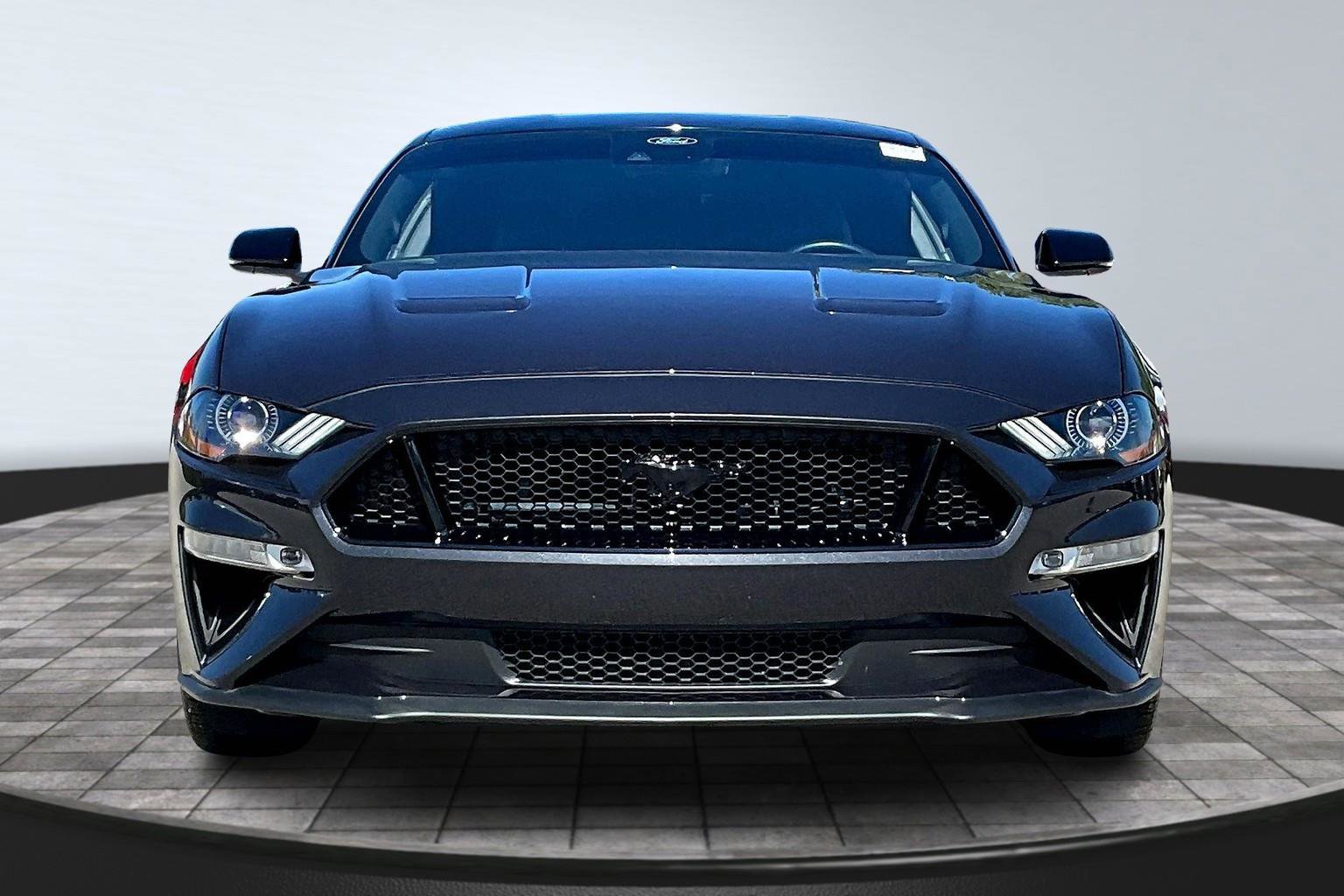 Used 2022 Ford Mustang GT Premium w/ Equipment Group 401A image 3