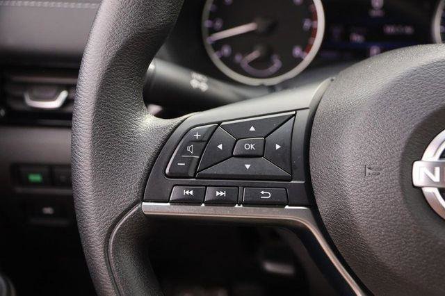 Used 2024 Nissan Sentra SV FWD image 11