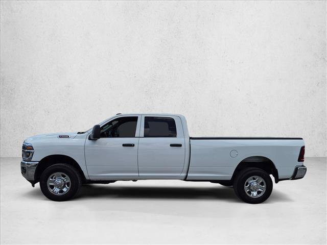 Used 2025 RAM 2500 Tradesman w/ Chrome Appearance Group AWD/4WD image 8