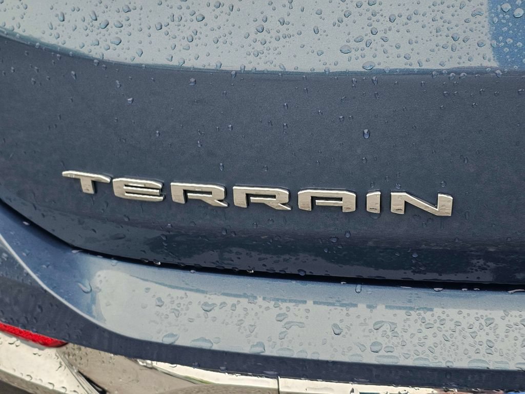 Used 2024 GMC Terrain SLT AWD/4WD image 10