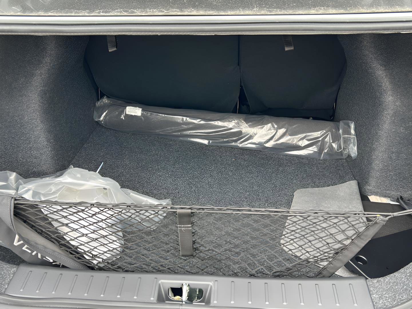 New 2025 Nissan Versa SV w/ Trunk Package FWD image 10