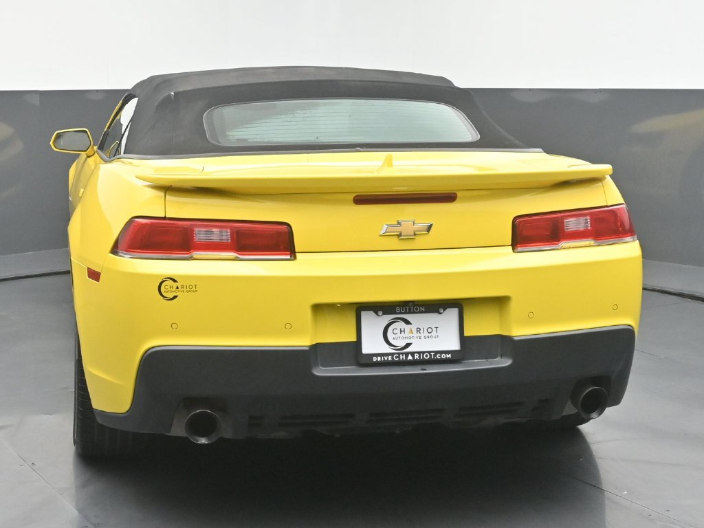 Used 2015 Chevrolet Camaro LT RWD image 5