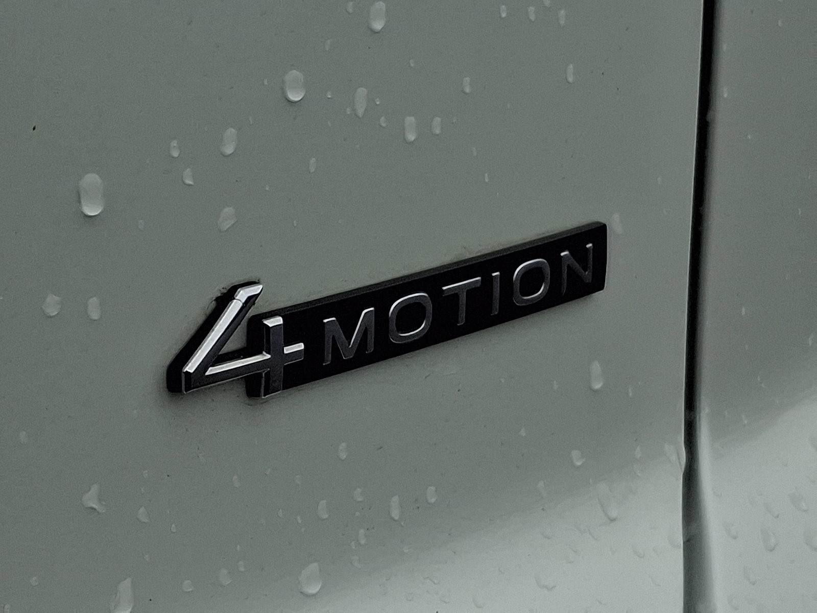 Used 2023 Volkswagen Atlas Cross Sport SEL Premium R-Line image 36