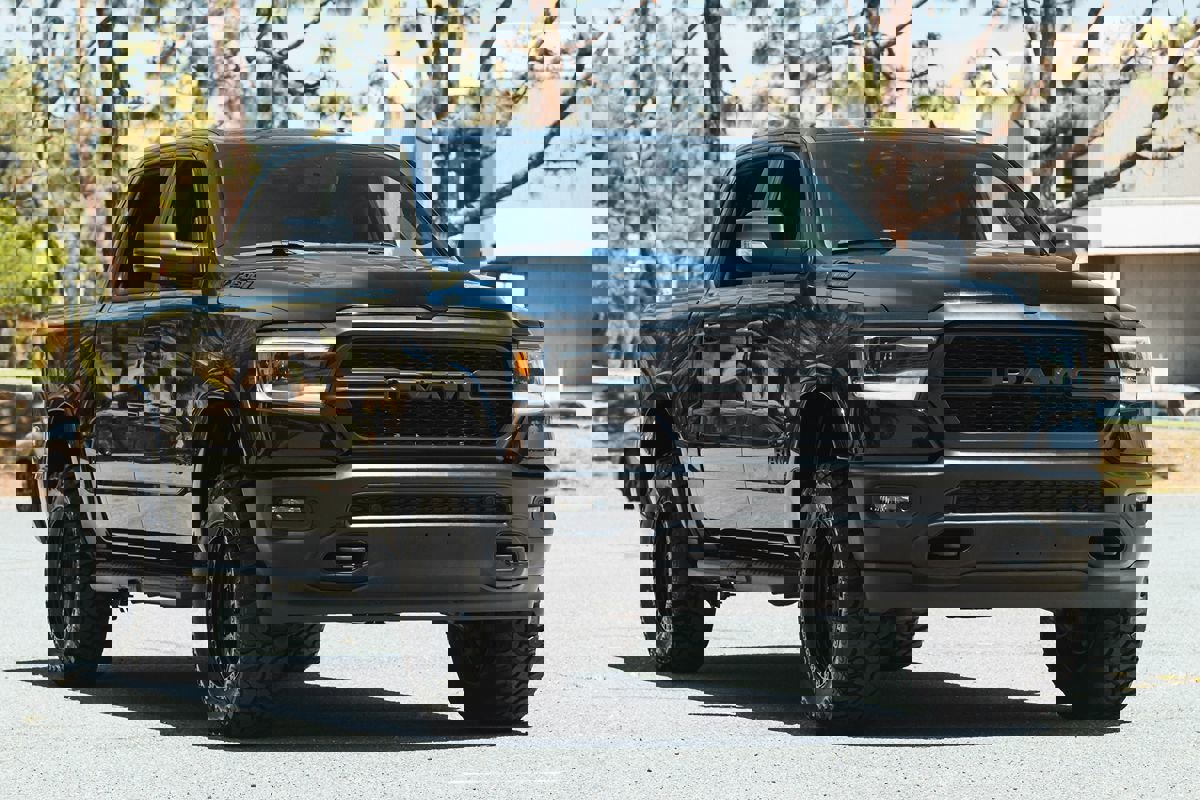 Used 2022 RAM 1500 Big Horn w/ Built-to-serve Edition image 6