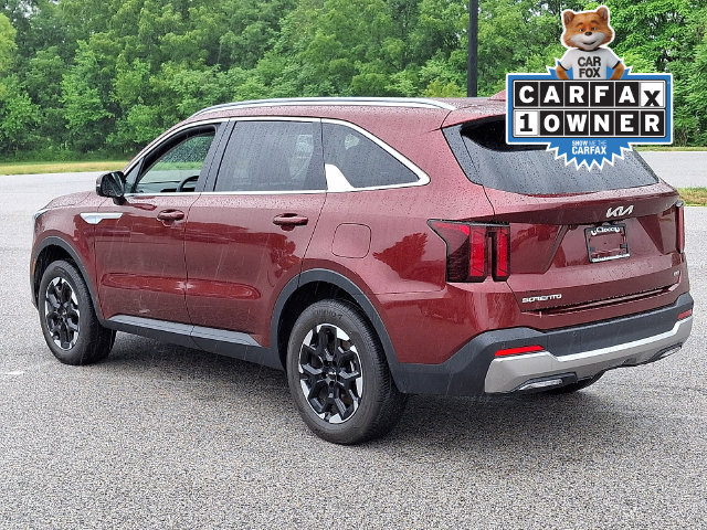 Used 2025 Kia Sorento S AWD/4WD image 8