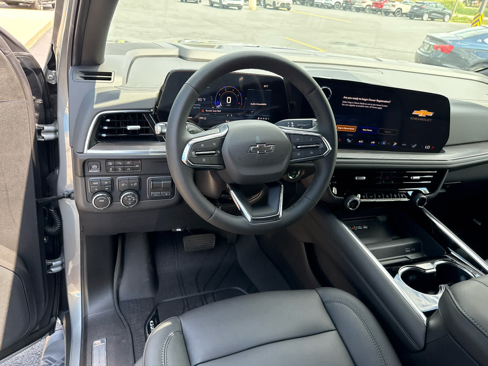 New 2026 Chevrolet Suburban Z71 w/ Comfort Package AWD/4WD image 5