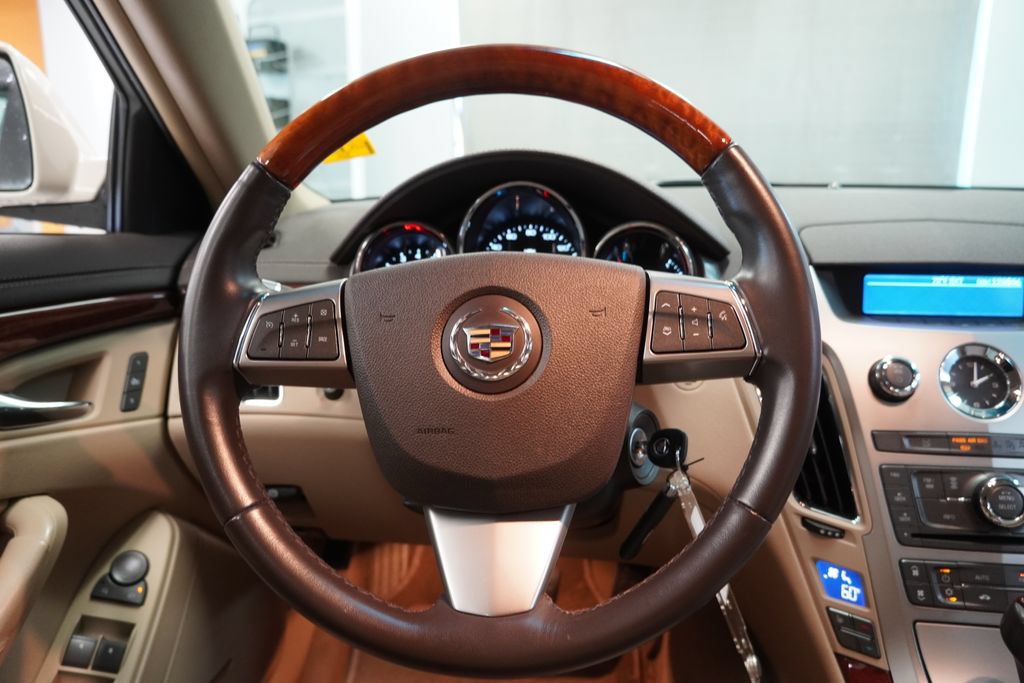 Used 2011 Cadillac CTS Luxury AWD/4WD image 16