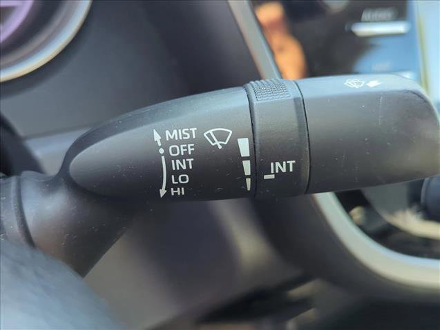 Used 2019 Toyota Camry LE image 18