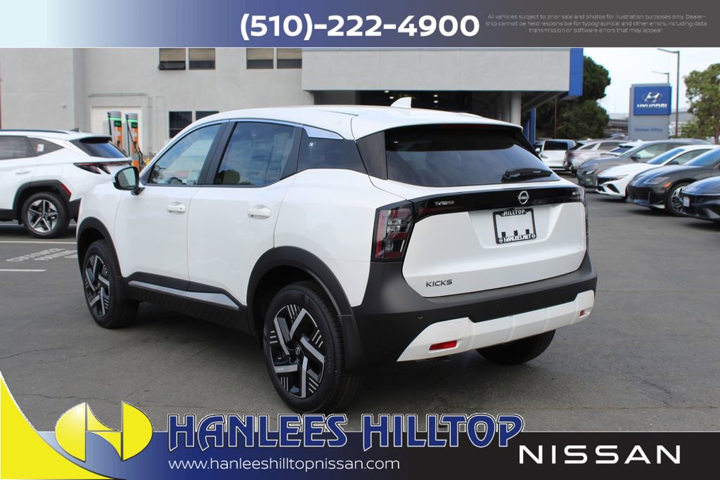 New 2025 Nissan Kicks SV image 9