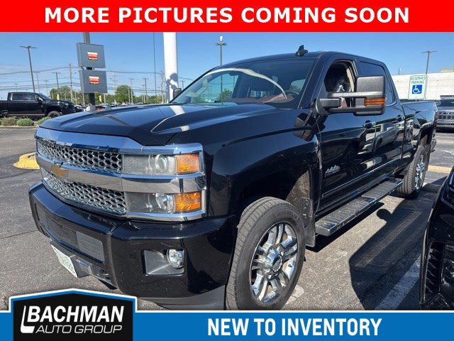 Used 2015 Chevrolet Silverado 2500 High Country w/ Duramax Plus Package AWD/4WD image 4