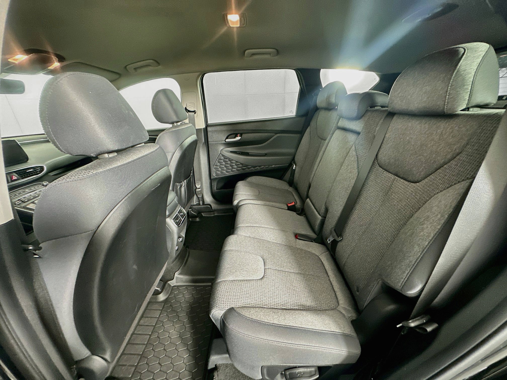 Used 2023 Hyundai Santa Fe SEL FWD image 28