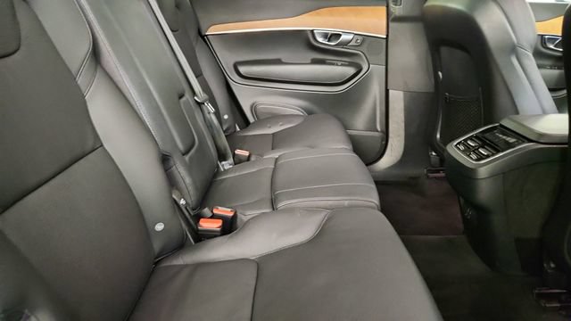 Certified 2023 Volvo XC90 B5 Plus w/ Protection Package Premier AWD/4WD image 33