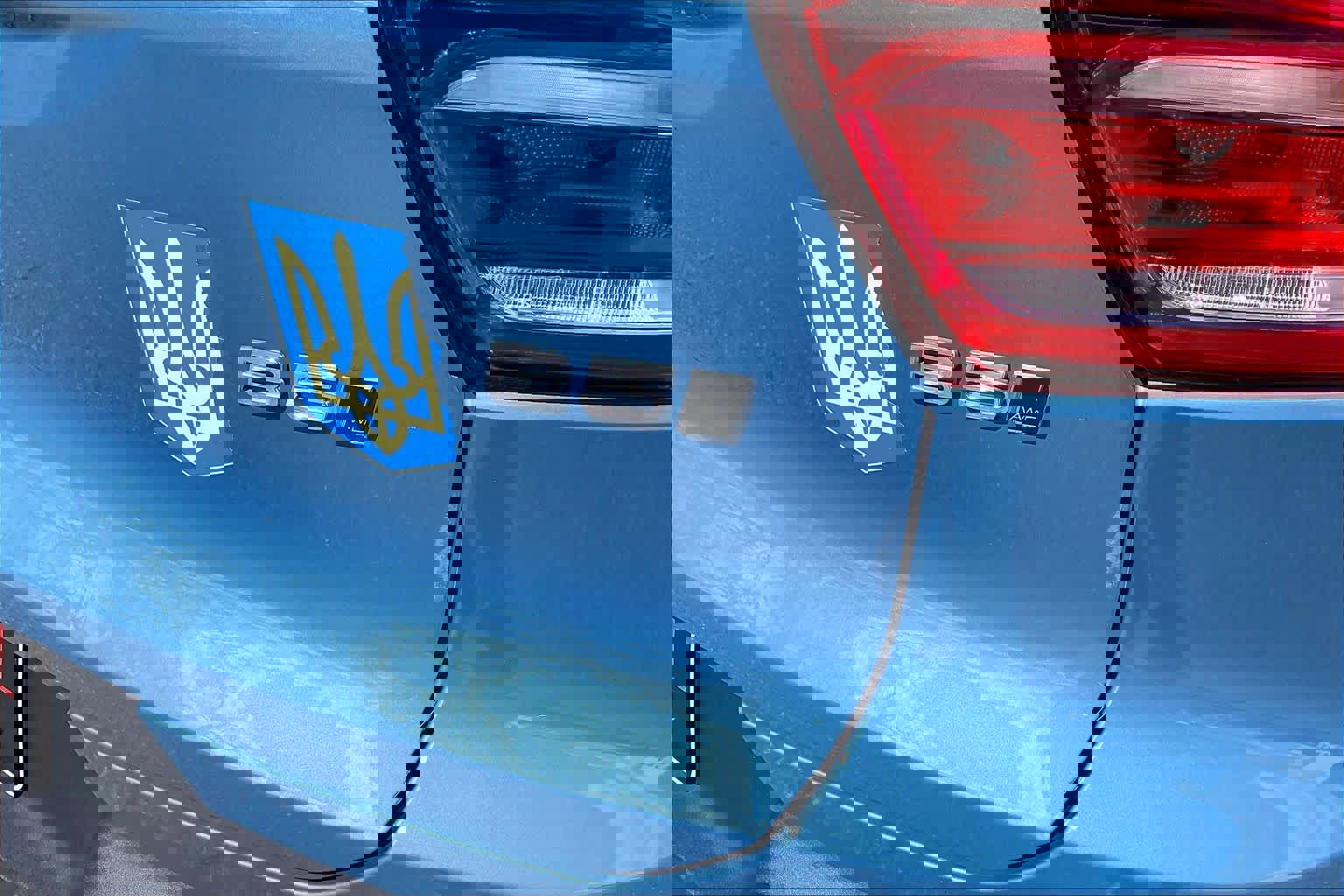 Used 2023 Volvo XC40 B5 Core w/ Convenience Package image 9