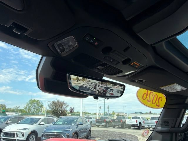 Used 2026 GMC Hummer EV SUV AWD/4WD image 32