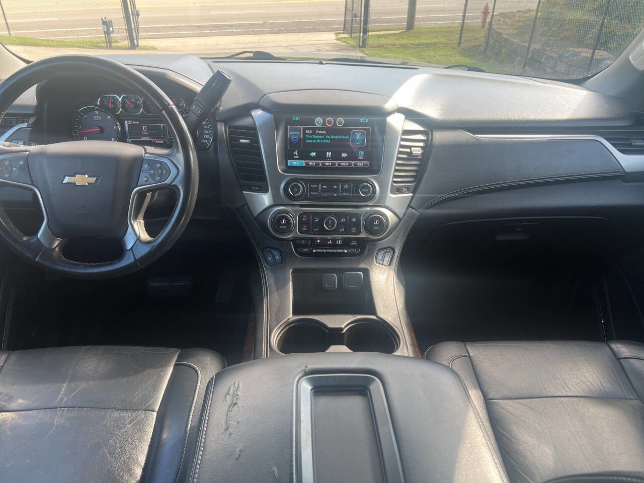 Used 2015 Chevrolet Tahoe LT image 32